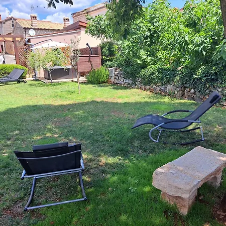 Casa Mirelia - For Two With Garden And Whirlpool Kaštelir