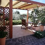 Casa Mirelia - For Two With Garden And Whirlpool Каштелир