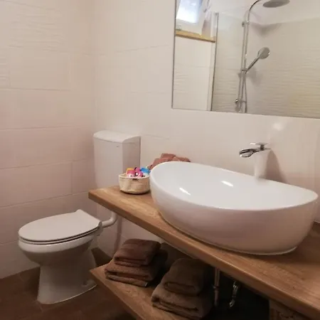 Casa Mirelia - For Two With Garden And Whirlpool