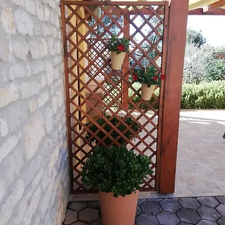 Holiday home Casa Mirelia - For Two With Garden And Whirlpool Kastelir