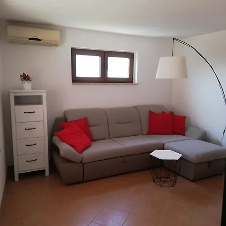 Casa Mirelia - For Two With Garden And Whirlpool * Kaštelir